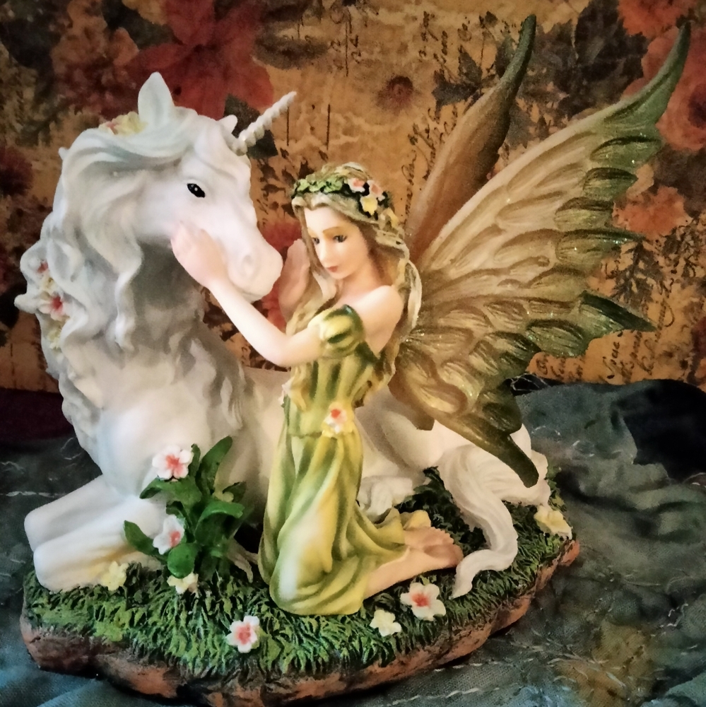 Fairy with Unicorn in Meadow #10269 Pacific Giftware Collectible Statue